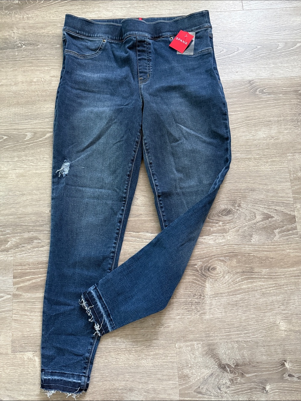 Spanx pull on skinny jeans nwt